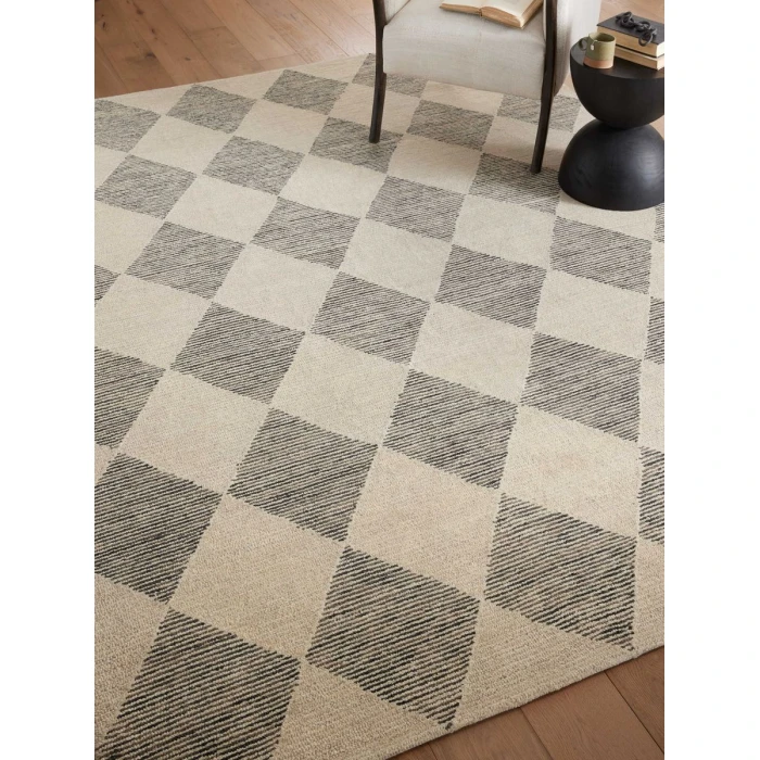 Chris Loves Julia x Loloi Francis Beige / Charcoal FRA-01 2 ft. 6 in. X 7 ft. 6 in. Rectangle Rug