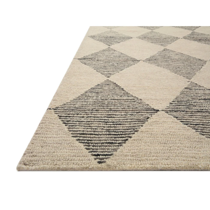 Chris Loves Julia x Loloi Francis Beige / Charcoal FRA-01 2 ft. 6 in. X 7 ft. 6 in. Rectangle Rug
