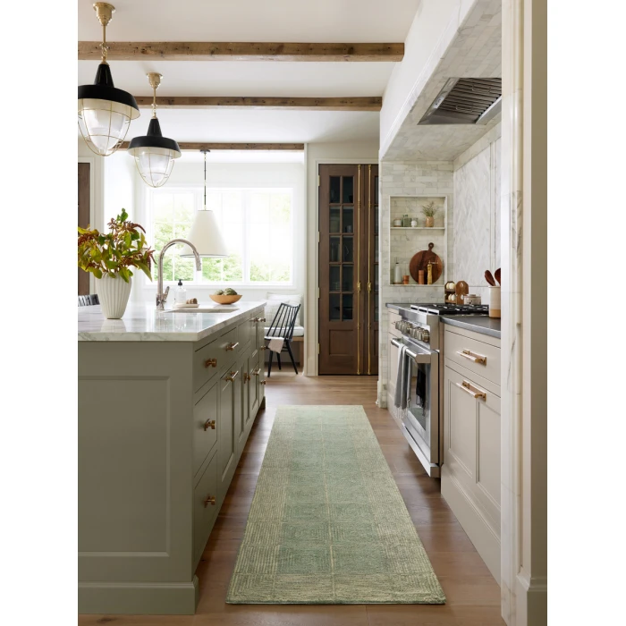 Chris Loves Julia x Loloi Francis Green / Natural FRA-02 2 ft. 6 in. X 9 ft. 9 in. Rectangle Rug