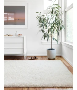 Loloi Mila Shag MIL-01 WHITE Area Rug 2 ft. 3 in. X 7 ft. 6 in. Rectangle
