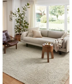 Loloi Noelle NOE-01 IVORY / BLACK Area Rug 2 ft. 0 in. X 5 ft. 0 in. Rectangle