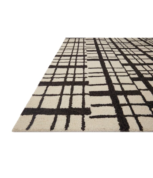 Chris Loves Julia x Loloi  Polly POL-02 Black / Ivory 2'-0" x 5'-0" Area Rug