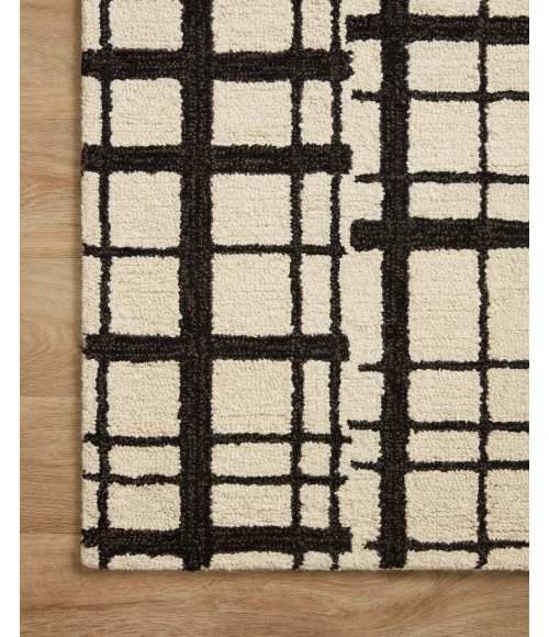 Chris Loves Julia x Loloi  Polly POL-02 Black / Ivory 2'-0" x 5'-0" Area Rug