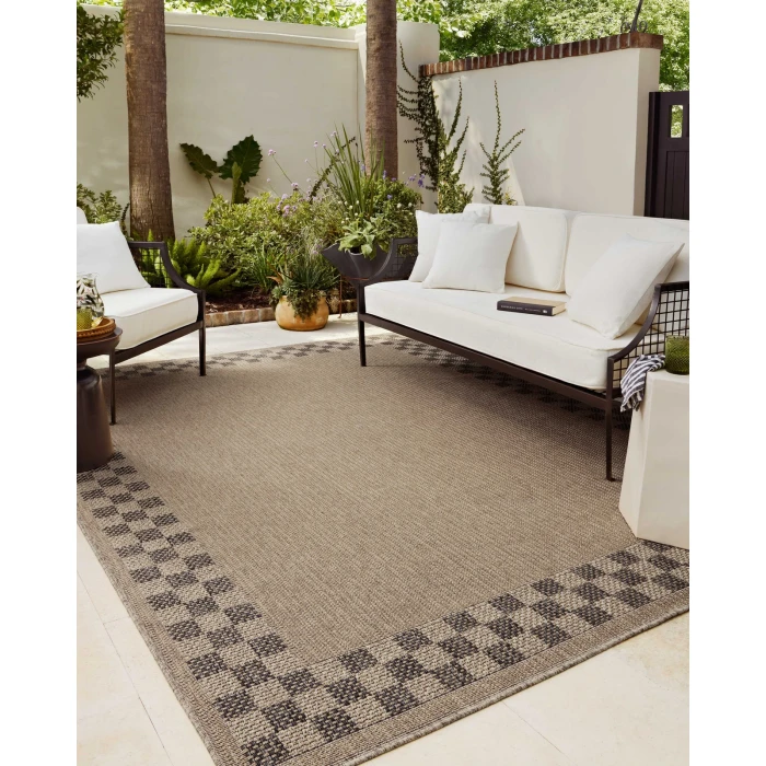 Chris Loves Julia x Loloi Providence Natural / Charcoal PRC-01 2ft.-3in. X 7ft.-7in. Rect. Rug