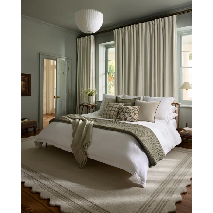 Chris Loves Julia x Loloi Scottie Ivory / Grey SCO-01 2ft. X 5ft. Rect. Rug
