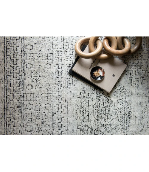 Loloi Vestige White / Black VQ-01 9ft. X 12ft. Rect. Rug