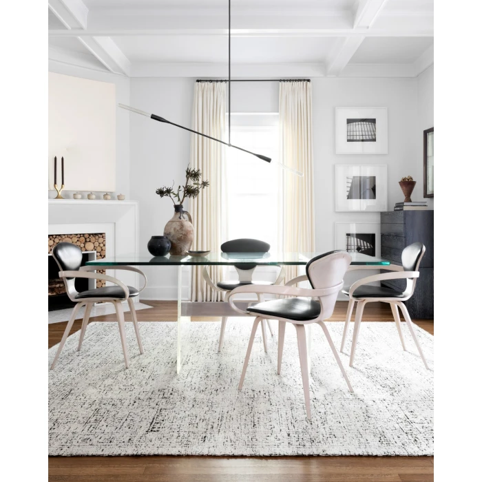 Loloi Vestige White / Black VQ-01 4ft. X 6ft. Rect. Rug