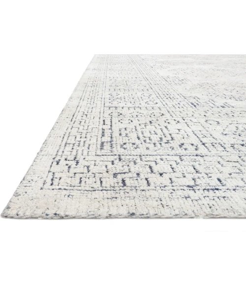 Loloi Vestige White / Indigo VQ-01 4ft. X 6ft. Rect. Rug