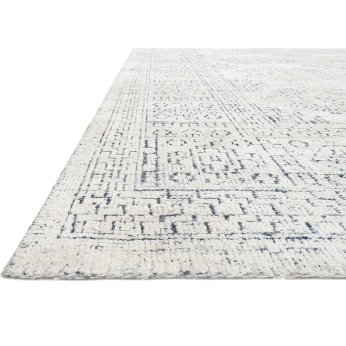 Loloi Vestige White / Indigo VQ-01 2ft.-9in. X 12ft. Rect. Rug