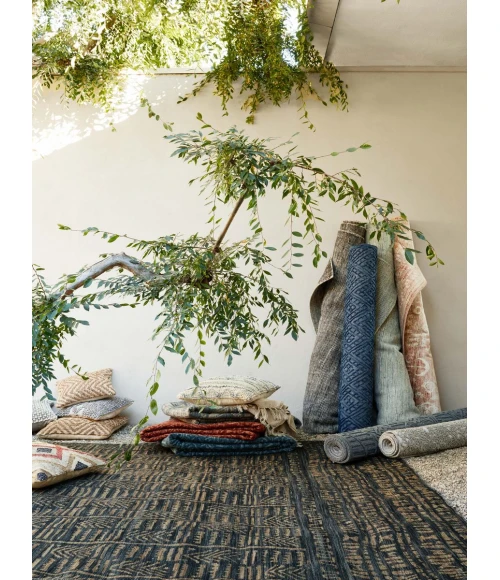 Loloi Villa Ink VW-01 7 ft. 9 in. X 9 ft. 9 in. Rectangle Rug