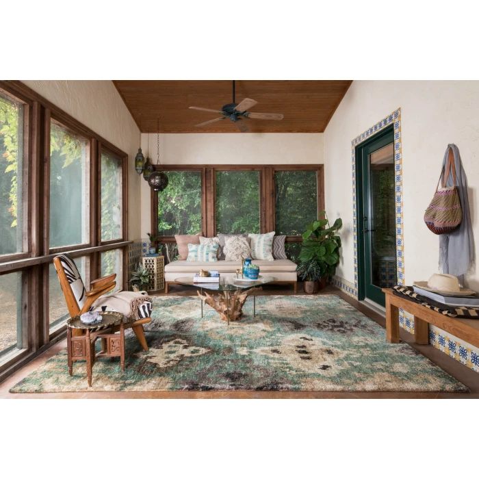 Loloi Xavier XV-01  Area Rug