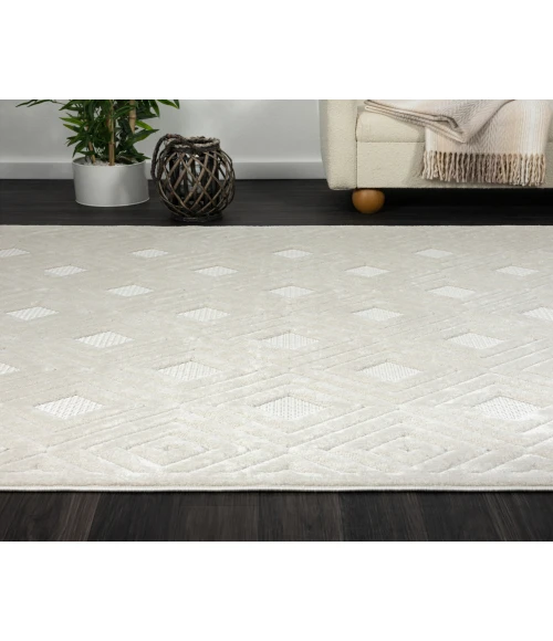 LR Home Atlas 82412 Ivory 5'0" X 7'0 Rect. Rug