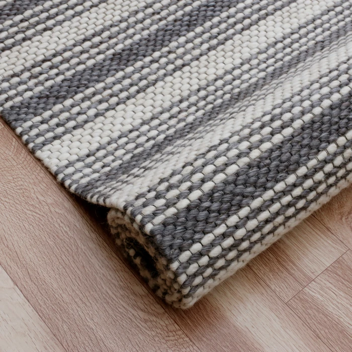 LR Home Bergen 3439 Dark Gray/ Ivory/ No Color 7'9" X 9'9 Rect. Rug