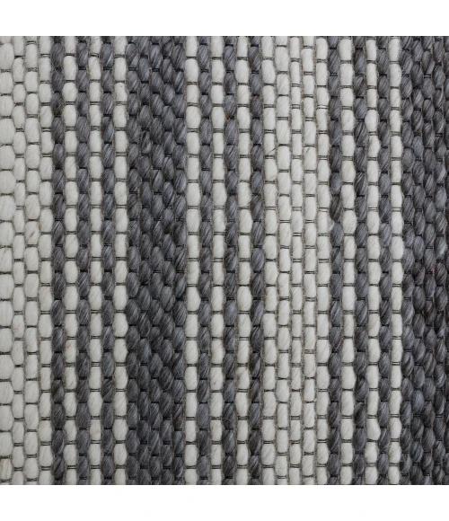 LR Home Bergen 3439 Dark Gray/ Ivory/ No Color 2' X 3' Rect. Rug