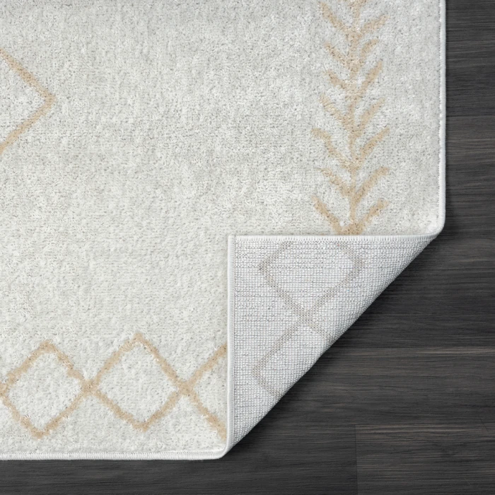 LR Home Calgary 82278 Beige/ Gray 7'9" X 9'9 Rect. Rug