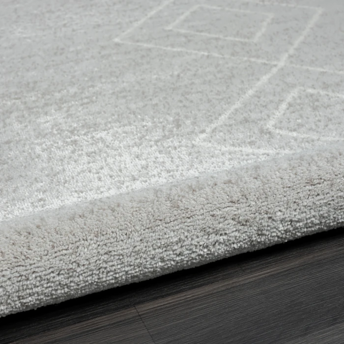 LR Home Calgary 82279 Gray/ Beige 7'9" X 9'9 Rect. Rug