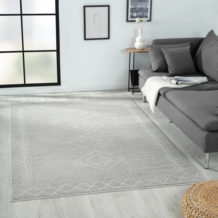 LR Home Calgary 82279 Gray/ Beige 7'9" X 9'9 Rect. Rug