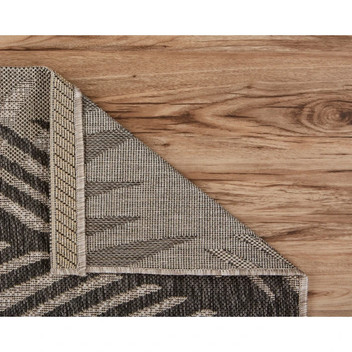 LR Home CAPTIVA 81016 Beige/ Black 1'10" X 3'0 Rect. Rug