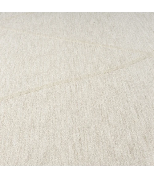 LR Home Castillo Cream CASTI 5ft. x 7ft.10in. Rectangle Rug