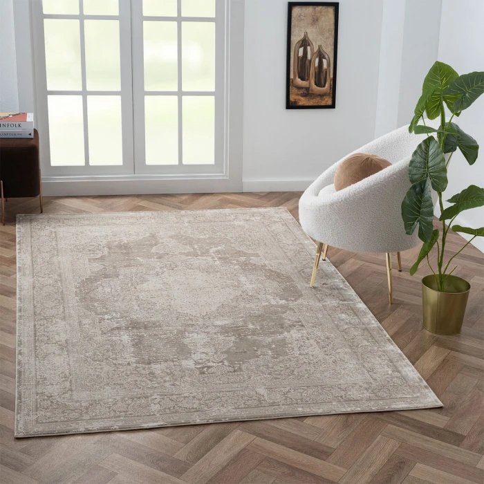 Rugs Town Ivory CHESH 4ft. x 6ft. Rectangle Rug