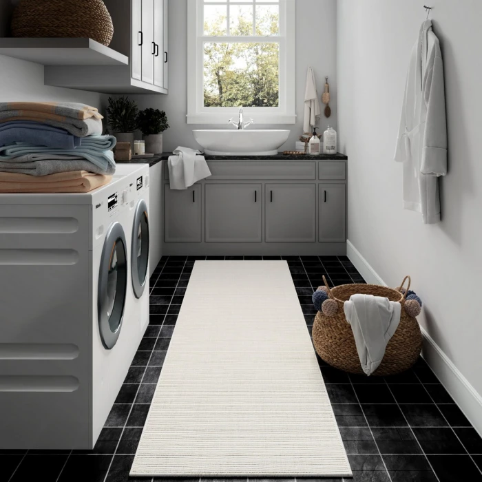 Rugs Town Ivory Chaparro 2ft.6in. x 8ft. Rect. Rug