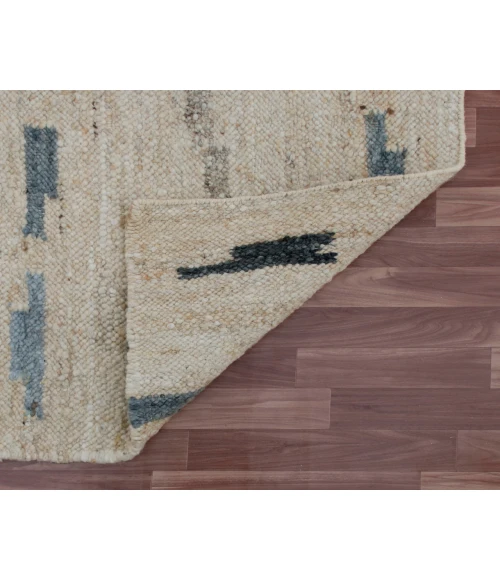 LR Home Kingston 82169 Natural/ Multi 5' X 7'9 Rect. Rug