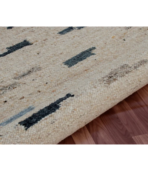 LR Home Kingston 82169 Natural/ Multi 5' X 7'9 Rect. Rug