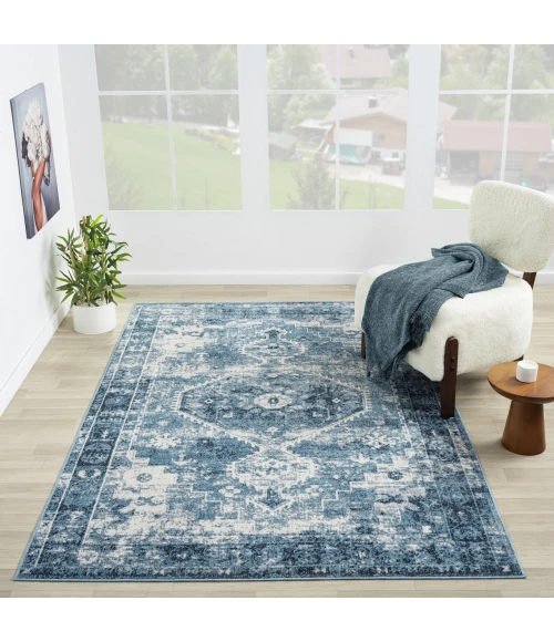 LR Home Lanham Blue LANHM 5ft. x 7ft. Rectangle Rug
