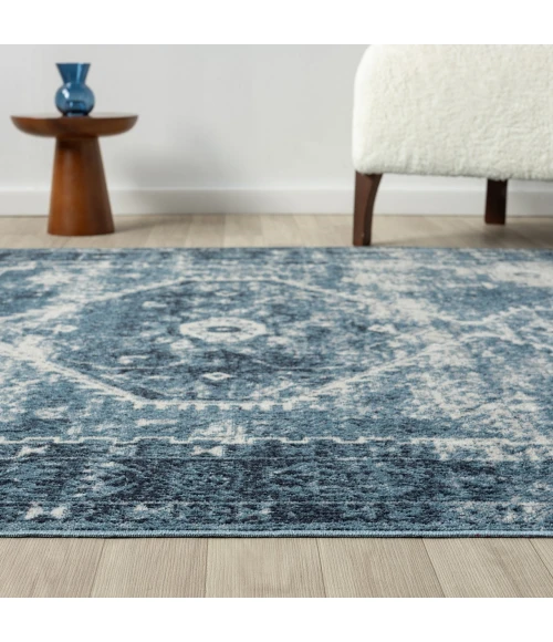 LR Home Lanham Blue LANHM 5ft. x 7ft. Rectangle Rug