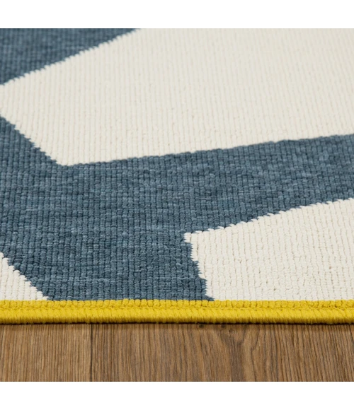 LR Home Mapa White MAPAC 2ft. x 3ft. Rectangle Rug