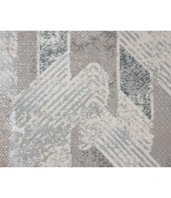 LR Home Michelle 81635 Harbor Mist/ Coconut Milk 5'3