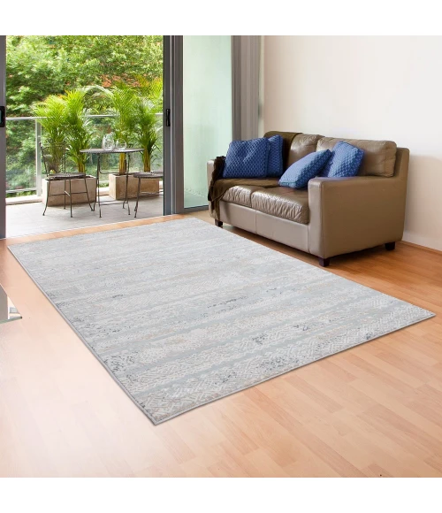 LR Home MICHELLE 81636 Harbor Mist/ Coconut Milk 5'3"X7'3 Rect. Rug