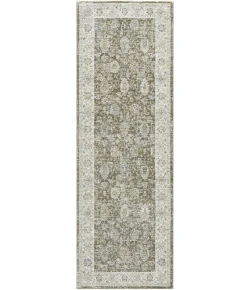 LR Home Miranda Green MIRAN 2ft.7in. x 7ft.10in. Runner Rug