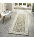 LR Home Miranda Green MIRAN 2ft.7in. x 7ft.10in. Runner Rug
