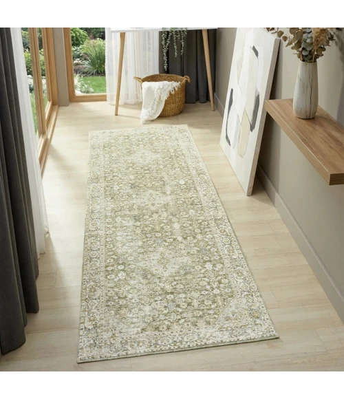 Rugs Town Miranda Green Fresnal 2ft.7in. x 7ft.10in. Rect. Rug