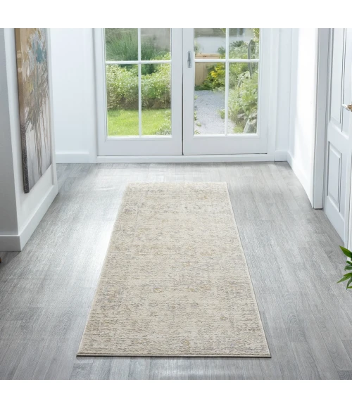 LR Home Monaco Ivory MONAC 2ft.7in. x 7ft.10in. Runner Rug