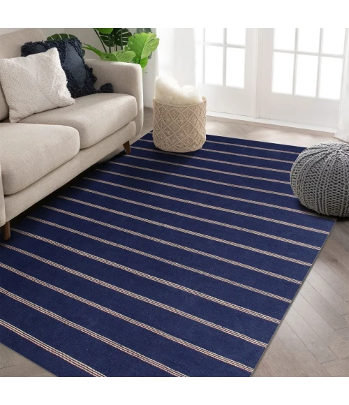 LR Home Hampton Navy Blue/Tan 03396 7 ft. 9 in. X 9 ft. 9 in. Rect. Rug