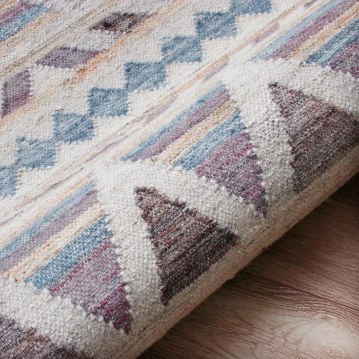 LR Home Nimroz Gray/Tan/Blue/Purple 81980 2 ft. X 3 ft. Rect. Rug