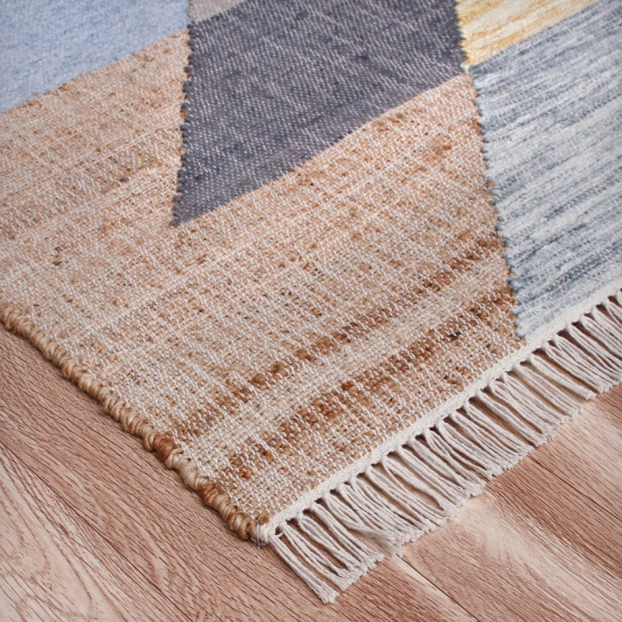 LR Home Nimroz 81982 Beige/ Multi 2' X 3' Rect. Rug