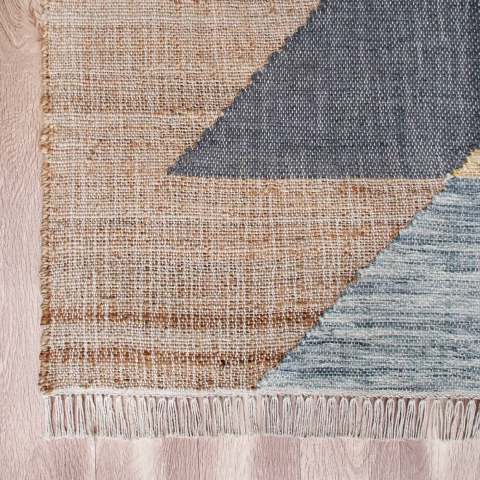 LR Home Nimroz 81982 Beige/ Multi 2' X 3' Rect. Rug
