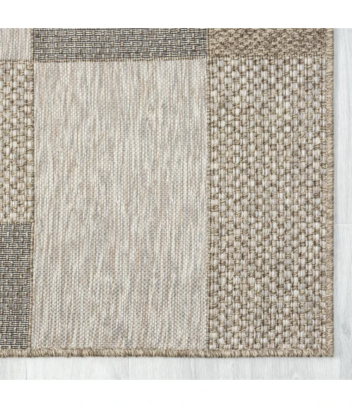 LR Home Oslo Tan OSLOC 2ft. x 3ft. Rectangle Rug