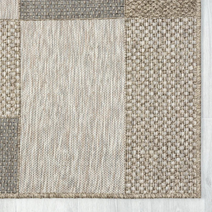 LR Home Oslo 82114 Tan/ Brown 5'0" X 7'0 Rect. Rug