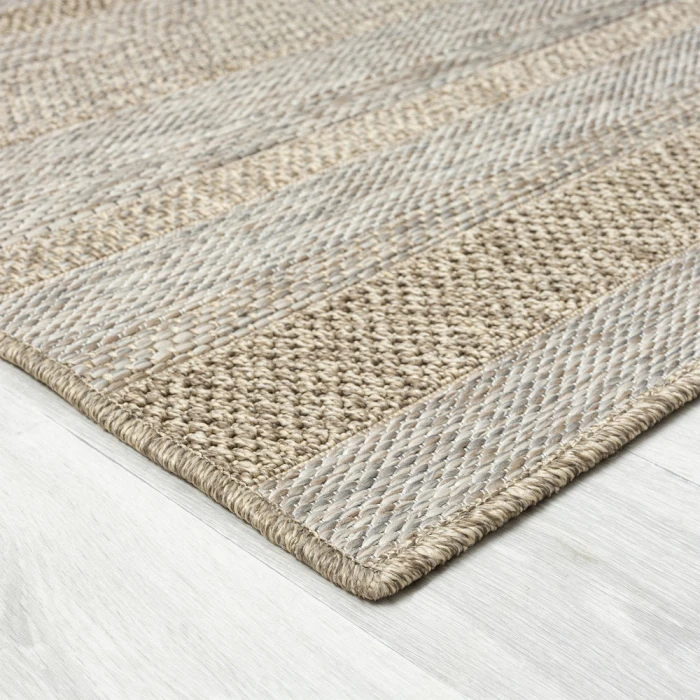 LR Home Oslo 82115 Tan/ Cream 5'0" X 7'0 Rect. Rug