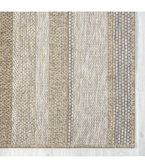 LR Home Oslo 82115 Tan/ Cream 7'-10" X 9'-6 Rect. Rug