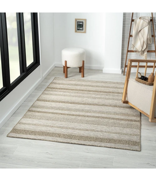 LR Home Oslo 82115 Tan/ Cream 7'-10" X 9'-6 Rect. Rug