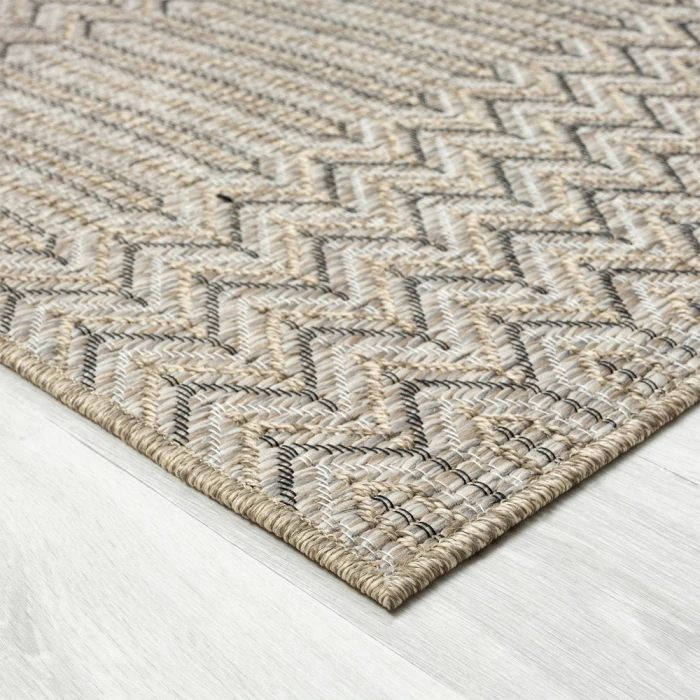 LR Home Oslo 82117 Beige/ Brown 5'0" X 7'0 Rect. Rug