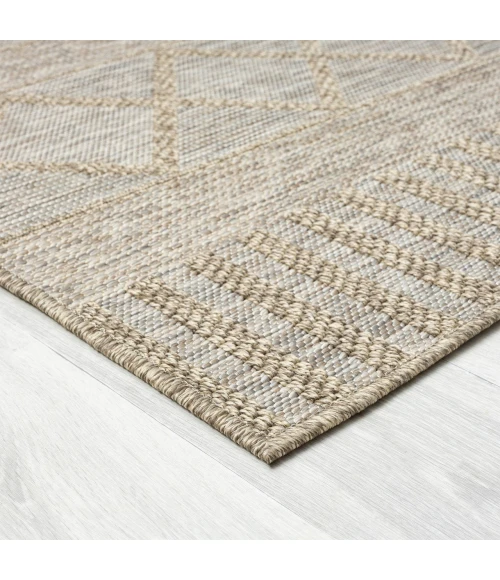 LR Home Oslo Tan OSLOC 2ft. x 3ft. Rectangle Rug