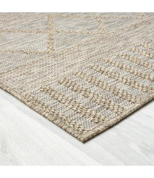 LR Home Oslo 82118 Tan/ Cream 7'-10" X 9'-6 Rect. Rug