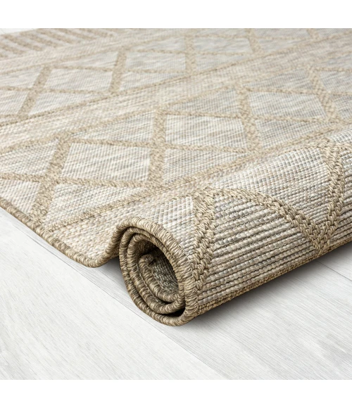 LR Home Oslo 82118 Tan/ Cream 7'-10" X 9'-6 Rect. Rug