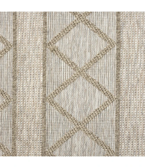 LR Home Oslo 82118 Tan/ Cream 7'-10" X 9'-6 Rect. Rug